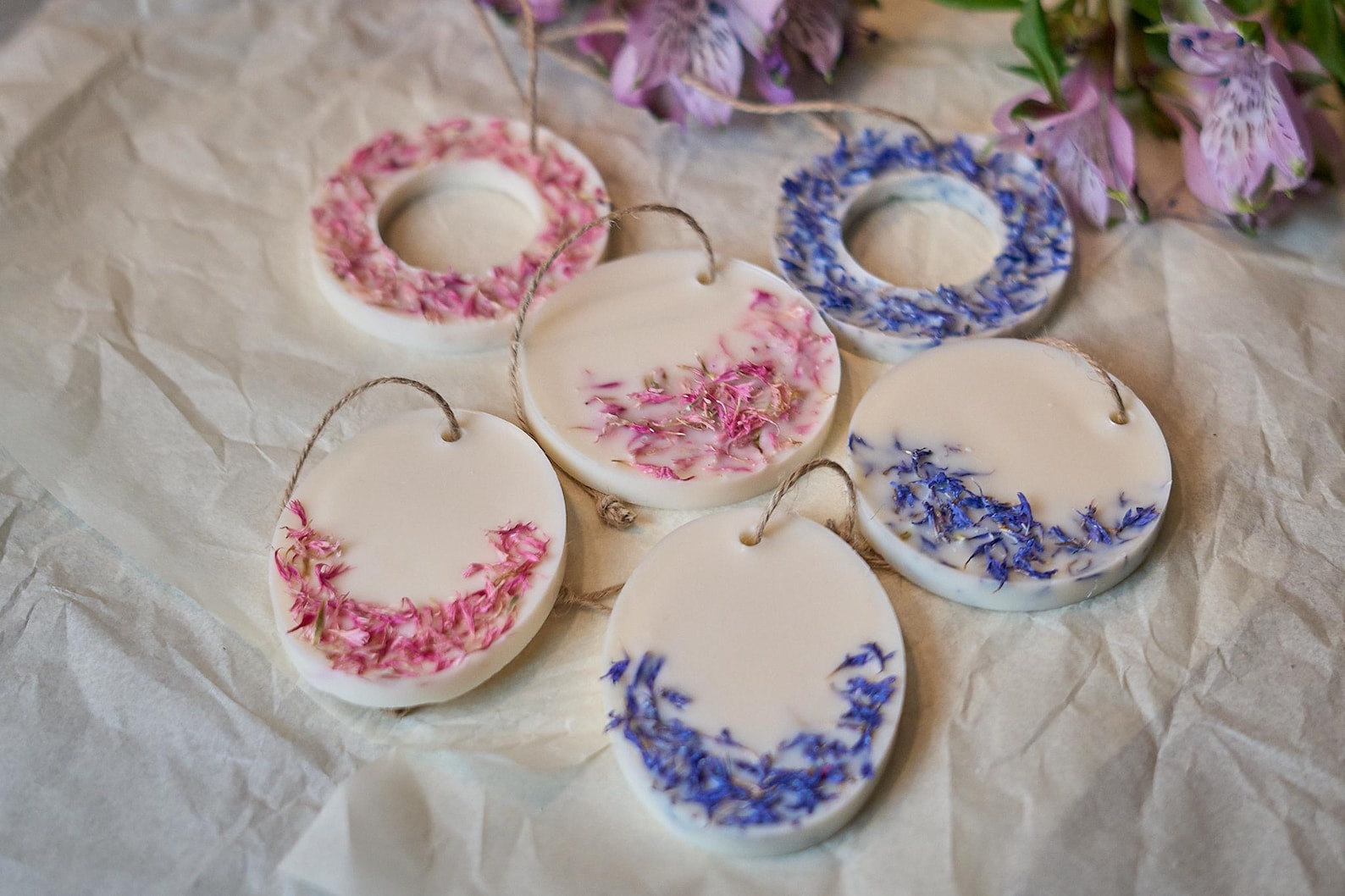 Scented Sachets with Dried Flowers, Wedding Favors