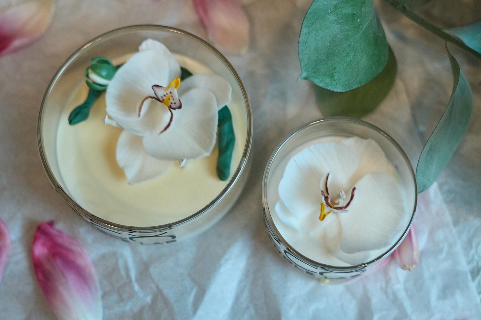 Realistic Orchid Candle 3