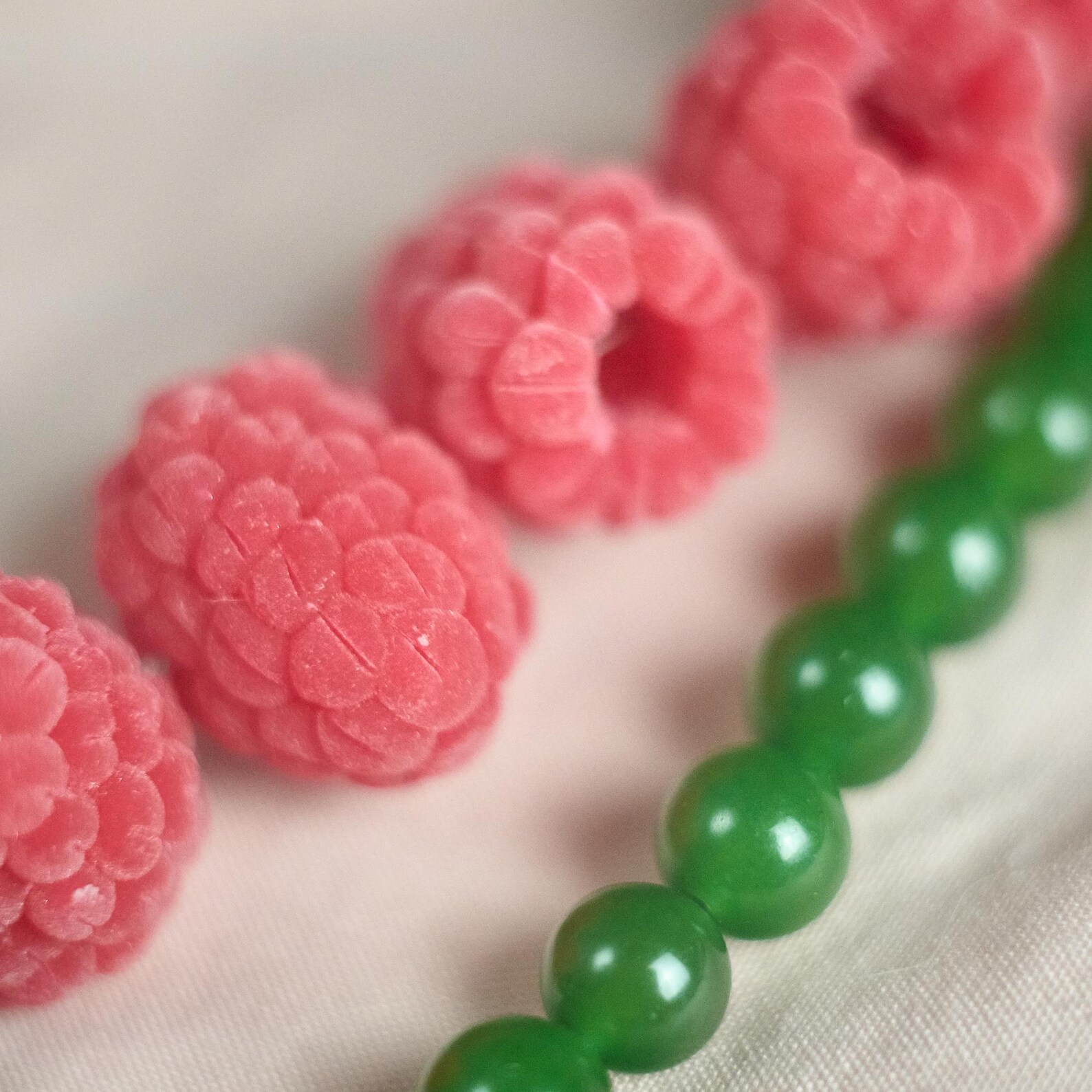 Raspberry Green Jade Choker 3
